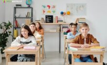 Geriausia Anglų Kalbos Mokykla: Kokia Ji Turėtų Būti? (2025)